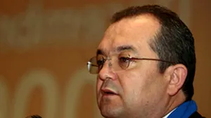 Boc: Sistemul de vot propus de preşedinte, cel mai apropiat de realităţile româneşti