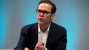 James Murdoch a demisionat din bordul de conducere al companiei News Corp