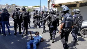 Peste 100 de răniţi în confruntările de la Tel Aviv dintre refugiaţii din Eritreea