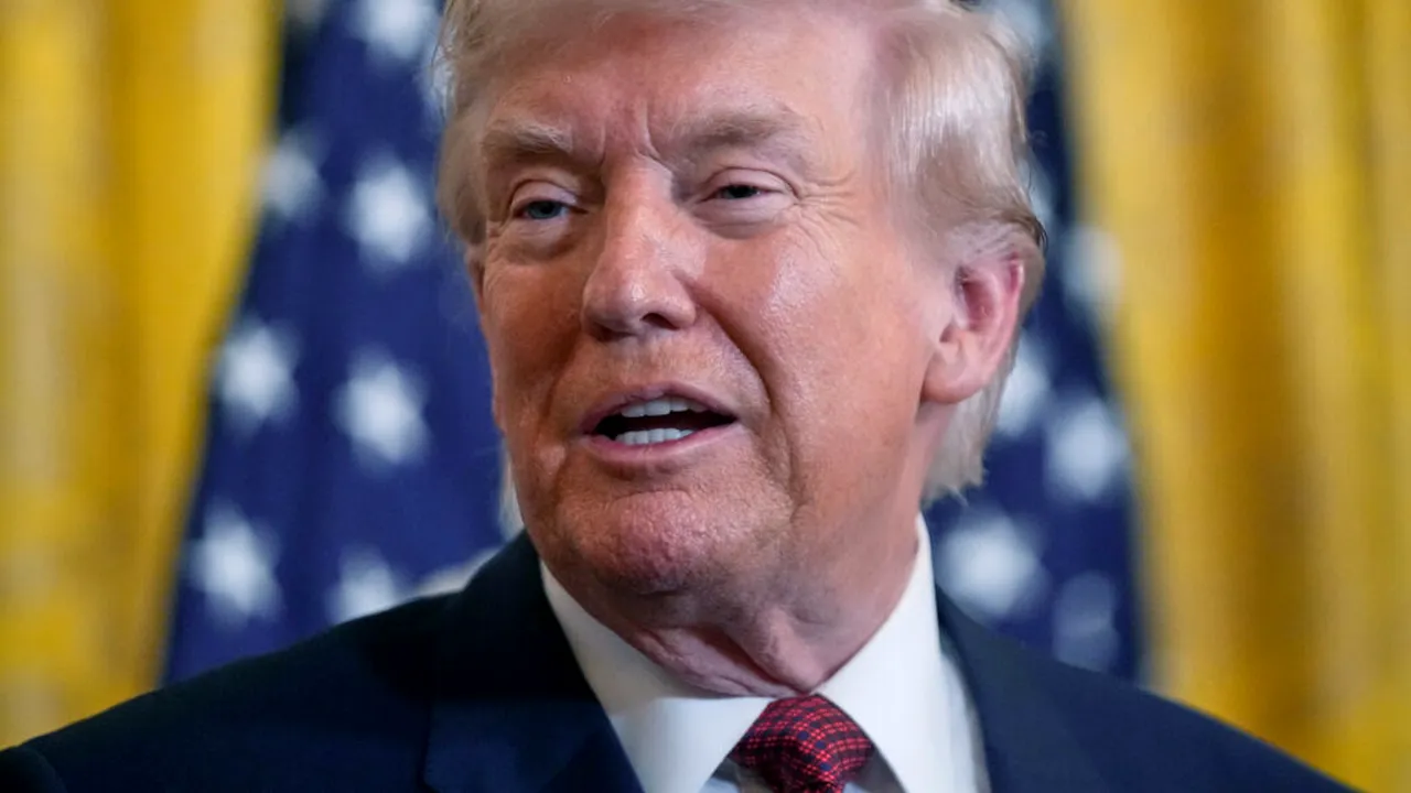 Trump spune cum se va derula războiul din Iran în zilele următoare: „Când vom termina cu țărmul, în două zile, puterea lor va fi decimată. Termenii nu sunt încă suficienți de buni pentru o înțelegere. Ultima persoană de la care avem nevoie de ajutor este Zelenski”