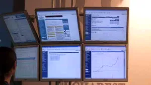 Băsescu: Criza de la bursă nu afectează populaţia