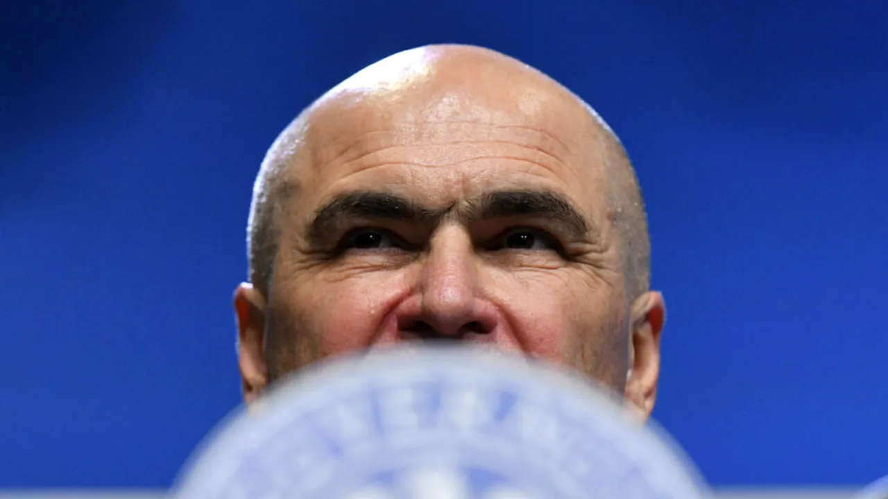 Cum se delectează premierul Bolojan? Cartea pe care a cumpărat-o ultima oară când a intrat într-o librărie