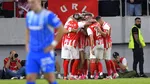 Dinamo a spulberat campioana! „Câinii” au învins Universitatea Craiova cu 5-1, într-un derby cu eliminare și intervenții VAR