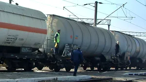 Tren bulgar cu încărcătură radioactivă, întors de la graniţa cu Serbia