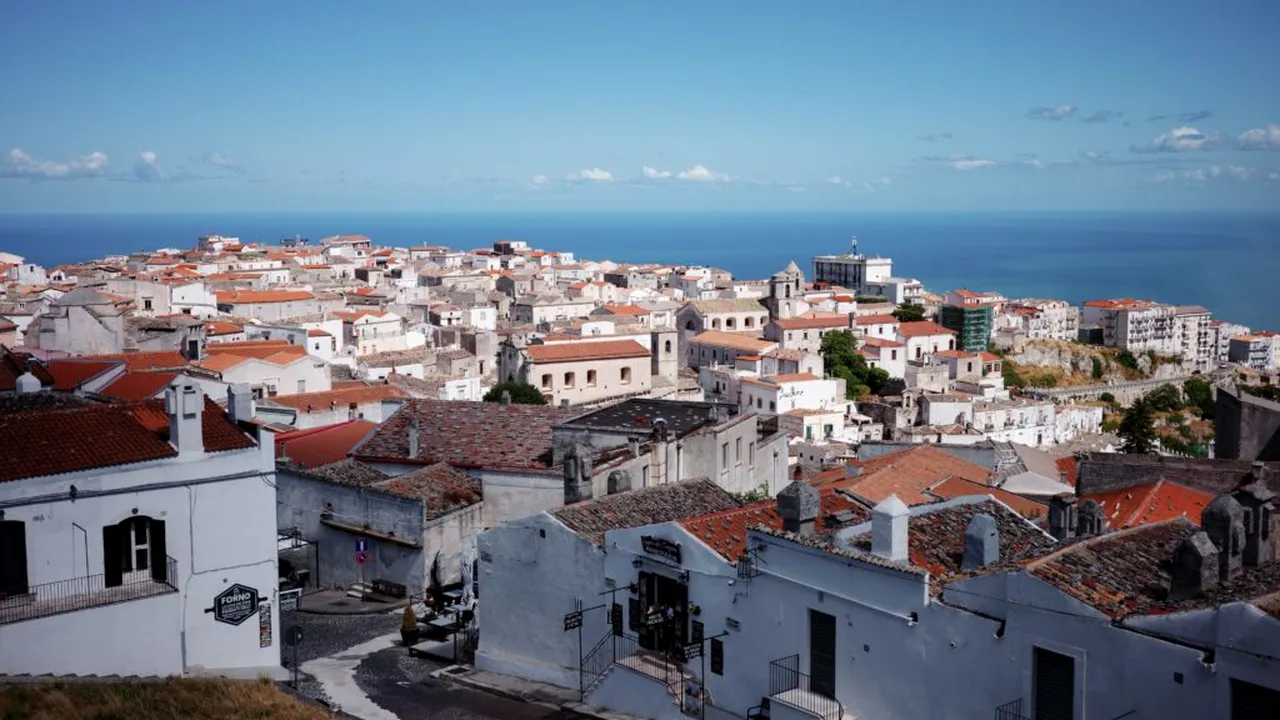 Viața a devenit imposibilă într-o destinație turistică celebră din Italia: „Locuitorii sunt dați afară pentru turiști”