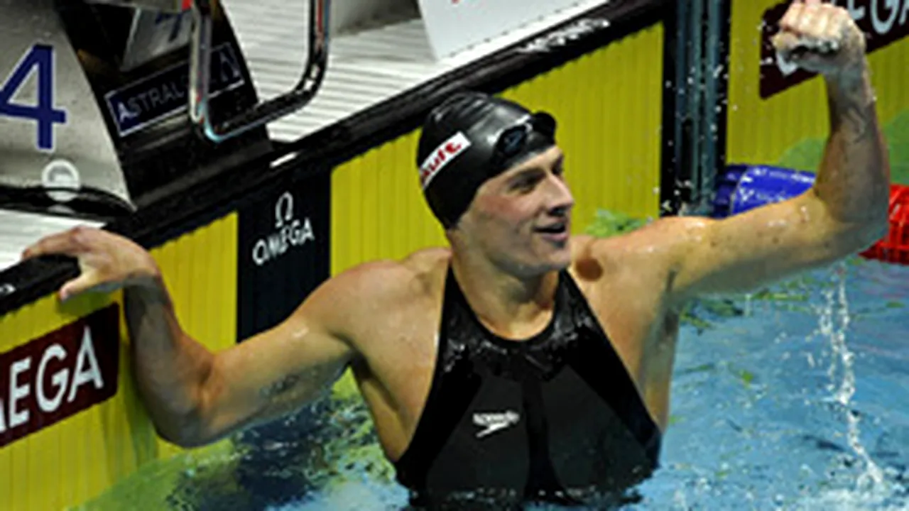 Înotătorul Ryan Lochte, de 6 ori campion olimpic, suspendat 14 luni pentru dopaj