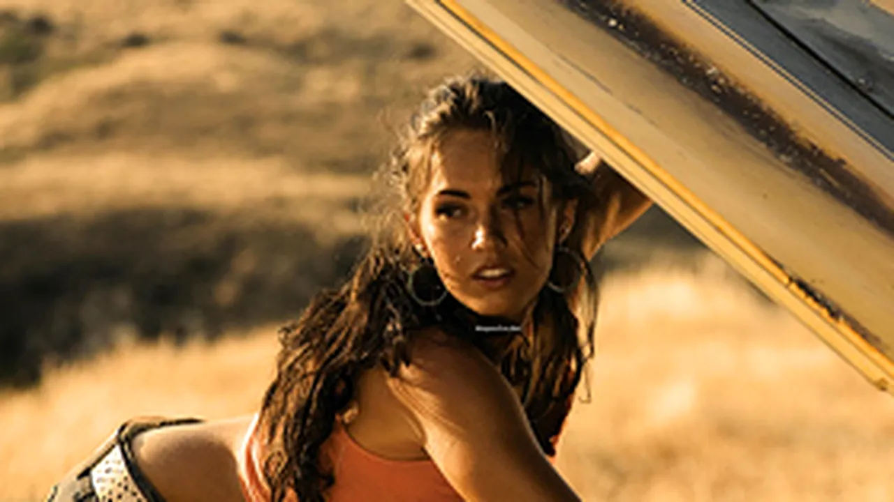 Megan Fox, Jessica Biel şi Jessica Alba - cele mai sexy femei din lume