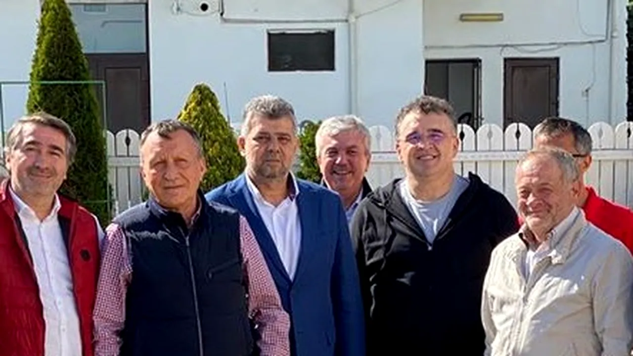 „Distanţare socială”, marca PSD. Ciolacu, fotografie de grup de peste opt persoane, în Moldova, în plină stare de alertă