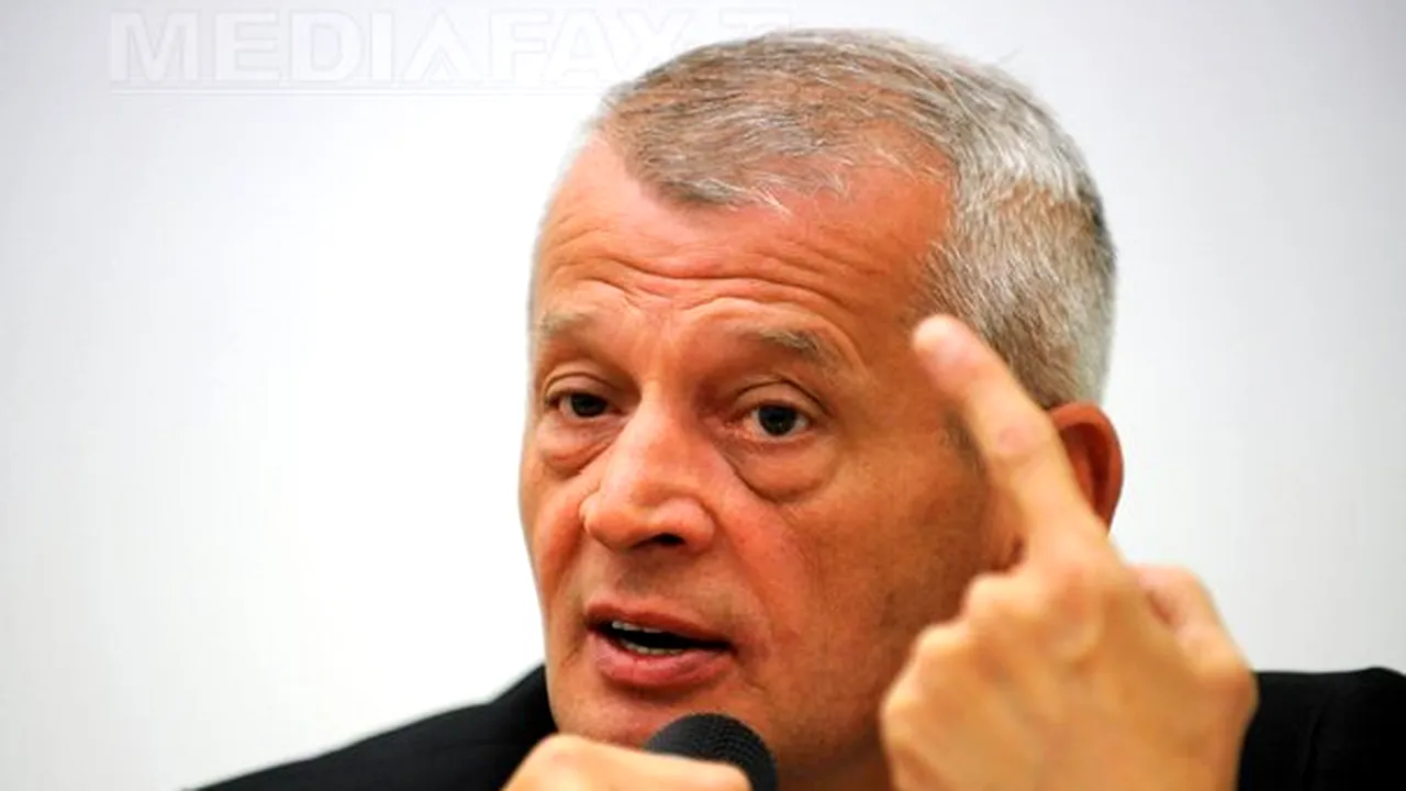 Oprescu: Distrugerile în urma protestului se întind pe şase kilometri, de la Universitate la Tineretului