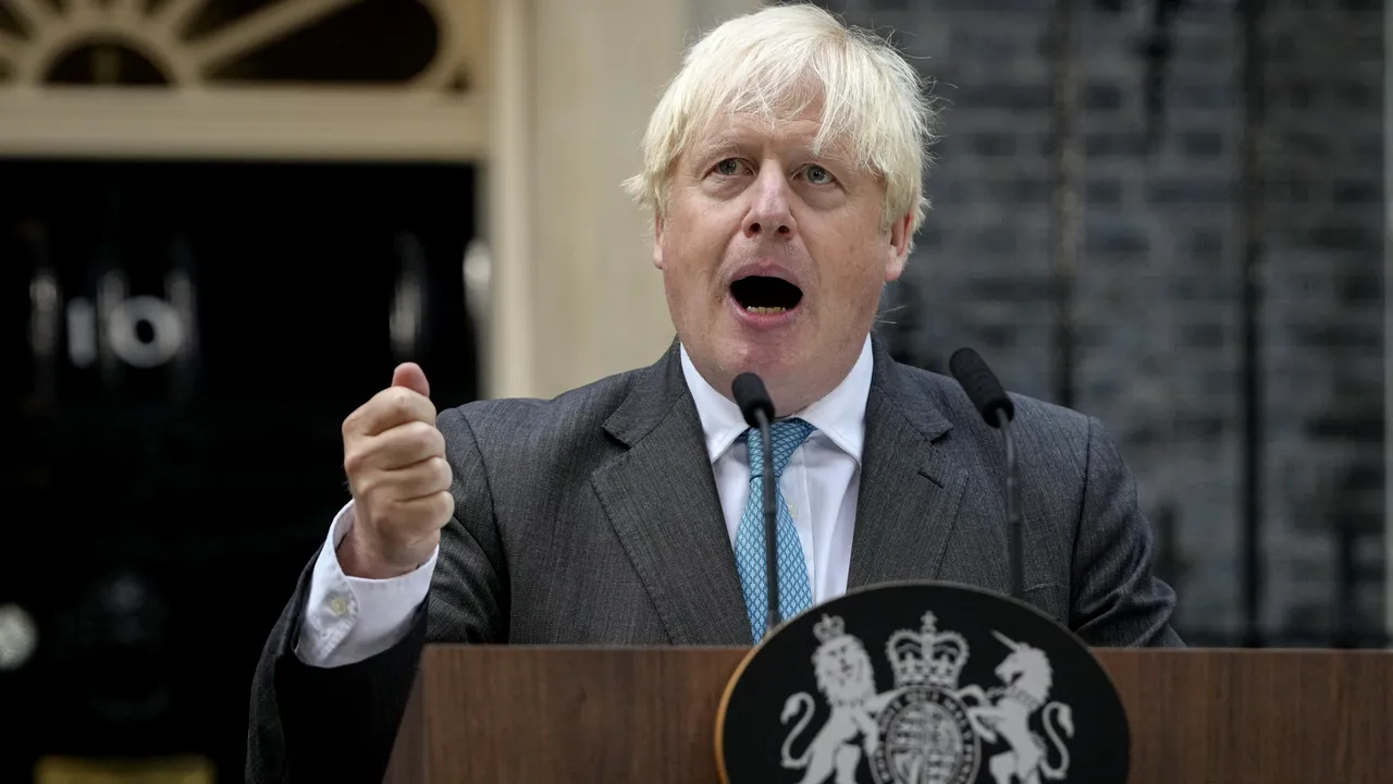 Boris Johnson s-a retras din cursa pentru desemnarea liderului conservator. Rishi Sunak, tot mai aproape să devină premier