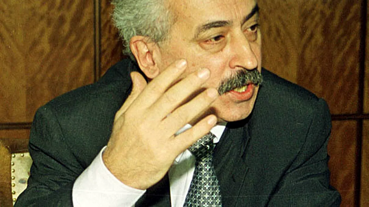 Preşedintele Băsescu l-a decorat post-mortem pe Radu Vasile