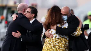 SUA şi Iran au încheiat luni un schimb de prizonieri în valoare de şase miliarde de dolari. Biden, criticat pentru decizia de a-şi răscumpăra cetăţenii