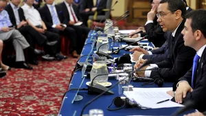 Ponta i-a invitat pe chinezi să investească în agricultura, energia şi infrastructura din România