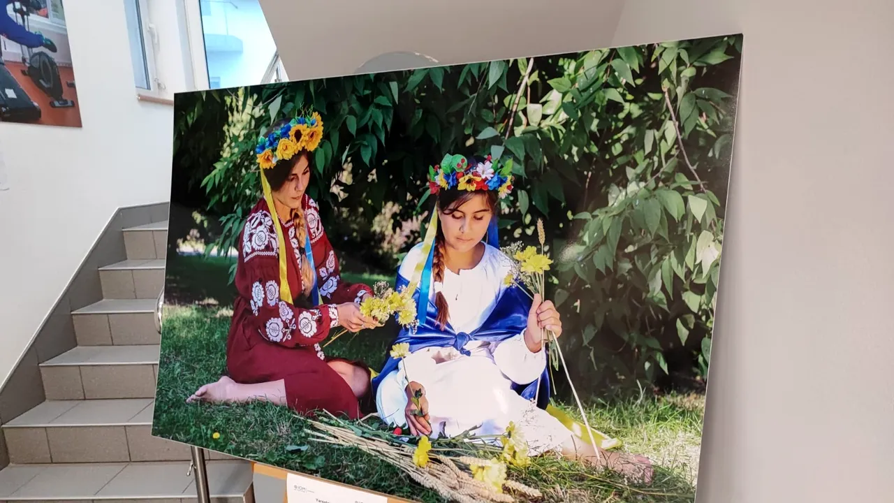 Migranţii ajunşi în Braşov au devenit personajele unei expoziţii fotografice