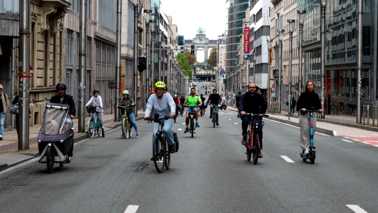 Bruxelles a interzis complet mașinile pentru o zi. Capitala UE vrea să dubleze experimentul din 2027