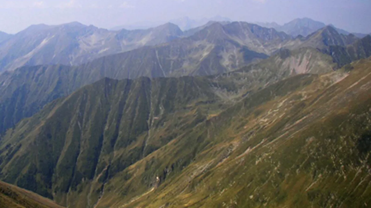Alpinista dată dispărută în Munţii Făgăraş a fost găsită moartă