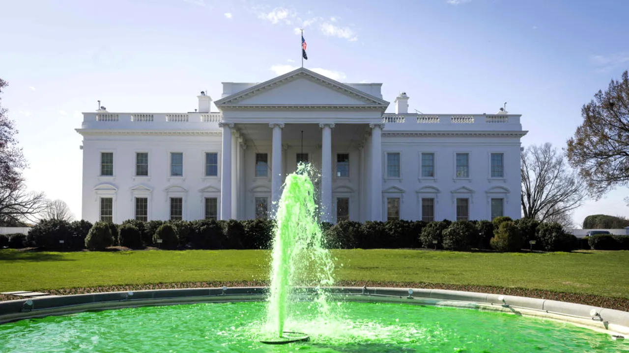 Reacția Casei Albe după ce un jurnalist a primit informații clasificate de la administrația Trump