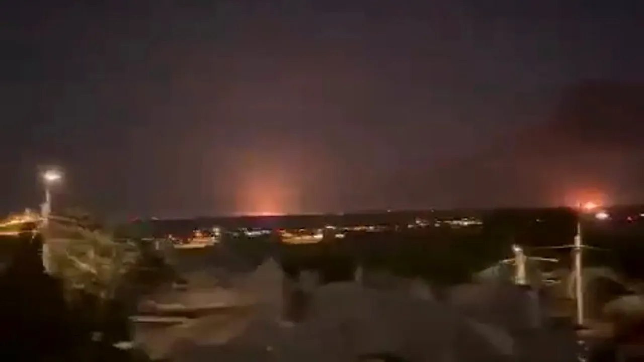 VIDEO Rusia a lansat un nou atac la graniţa României. Locuitorii din Tulcea au urmărit exploziile din portul ucrainean Izmail / Prima reacţie a preşedintelui
