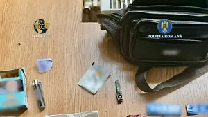 Bărbat prins în timp ce încerca să vândă canabis într-un liceu din Târgoviște