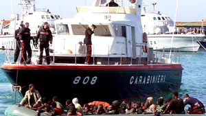 Berlusconi compară condiţiile suportate de refugiaţi cu cele din lagărele naziste