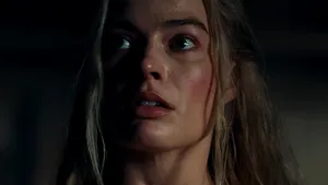 Margot Robbie și Jacob Elordi, într-o adaptare pasională a „La răscruce de vânturi”