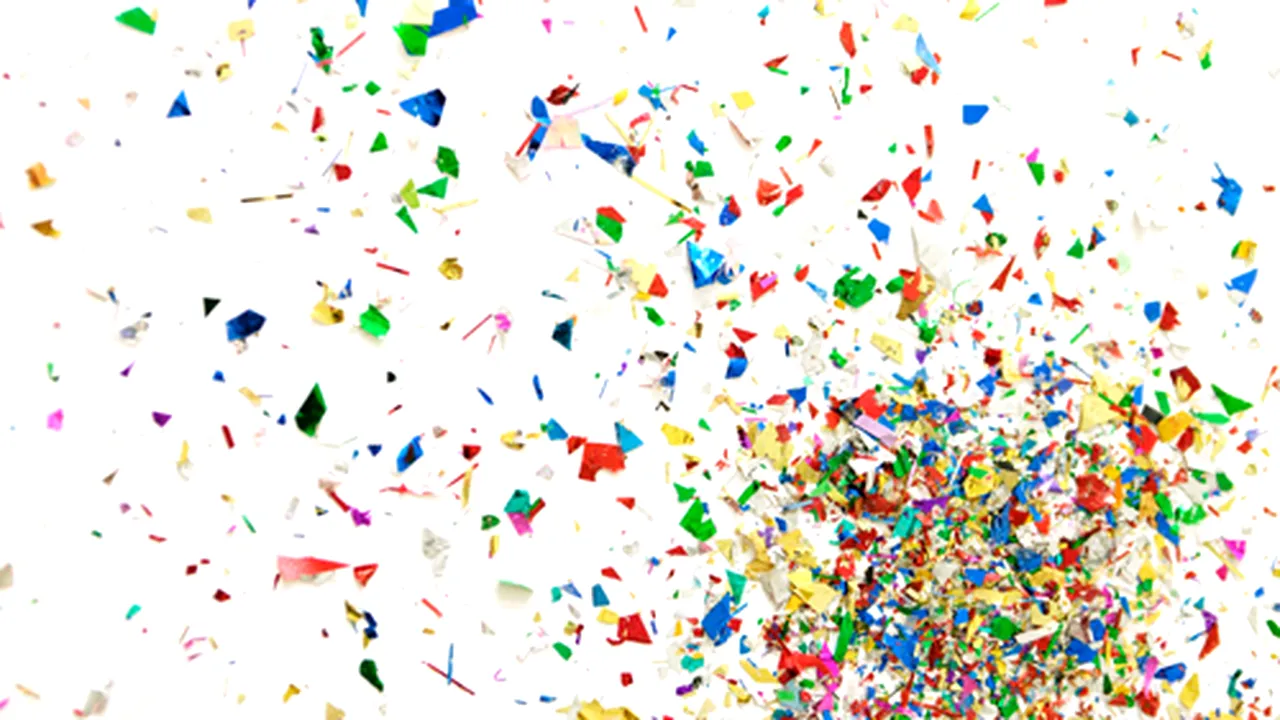 De Ziua Independenţei, în curtea ambasadorului SUA un vulcan hawaiian a erupt ... confetti