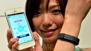 Cum dezvăluie telefonul mobil chipul pe care îl va avea utilizatorul peste 25 de ani