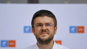 Irineu Darău acuză conducerea USRPLUS de dictatură. „Vocile îndrăzneţe au fost expulzate, pe rând, din partid. Alegerile interne, între simulacru şi inechitate”