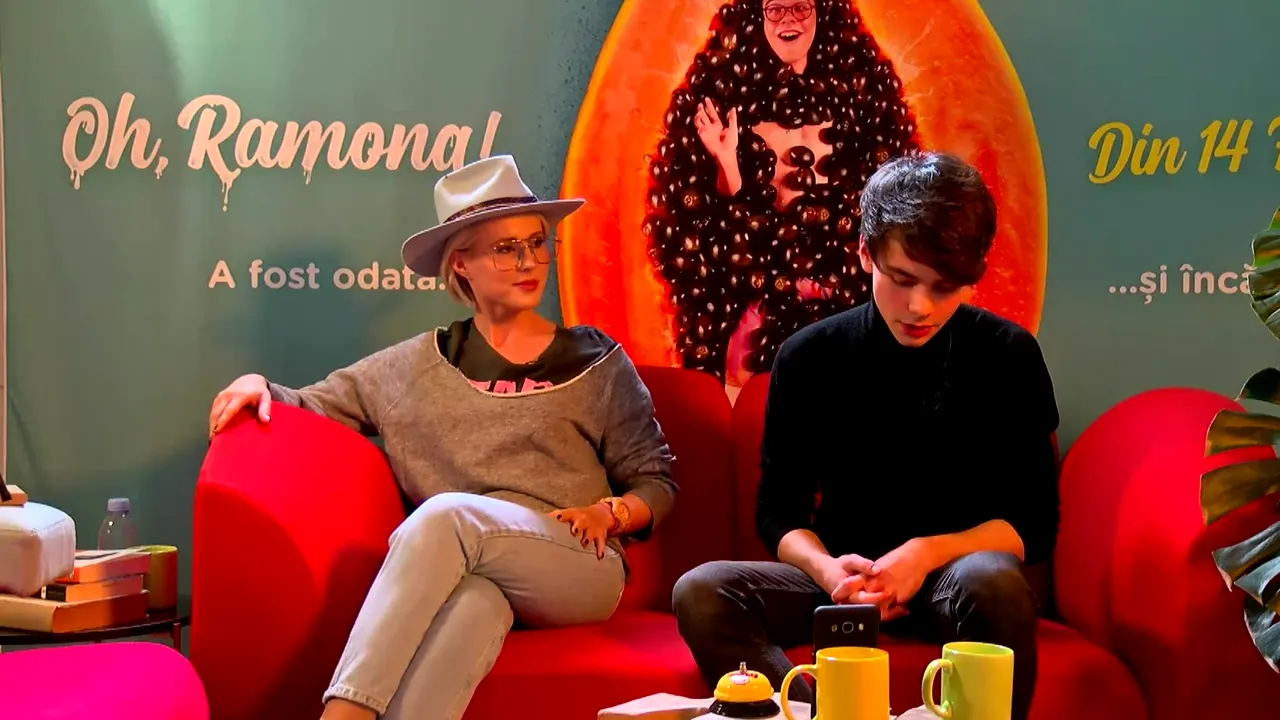 Totul despre filmul „OH, RAMONA!”, cu regizoarea Cristina Jacob şi actorul Bogdan Iancu. „Este în engleză pentru că e o poveste universală. Un băiat iubea o fată şi apoi iubea două” - VIDEO