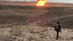 Două sonde petroliere au explodat în Irak, după ce au fost bombardate în timpul unui atac terorist