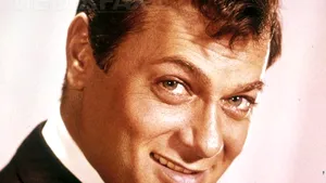 Tony Curtis a murit la vârsta de 85 de ani