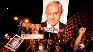 10.000 de protestari israelieni îi cer demisia lui Netanyahu. Îl numesc 