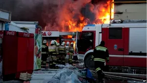 TRAGEDIE în China: Cel puţin 35 de morţi, inclusiv doi copii, după ce un autocar a luat foc - VIDEO