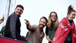 Wrexham, echipa cumpărată de Ryan Reynolds, ar putea avea stadion cu 55.000 de locuri: 