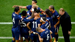 Koeman îi îndeamnă pe jucătorii olandezi să nu scadă nivelul de performanţă, după victoria cu 3-0 în faţa României