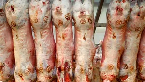 Aproape patru tone de carne, confiscate de ANSVSA pe litoral