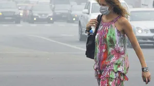 Moscova, învăluită în fum! Locuitorii poartă măşti de protecţie - GALERIE FOTO