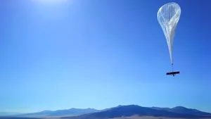 Un balon lansat de compania mamă a Google, a efectuat cel mai lung zbor în stratosferă