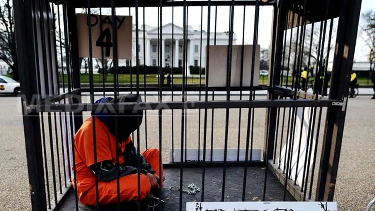 Miting în faţa Casei Albe pentru închiderea penitenciarului militar de la Guantanamo