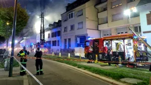 Incendiu uriaș în centrul orașului Strasbourg. Cel puțin o persoană a murit