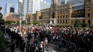 Prima manifestaţie la Toronto, împotriva summiturilor G8 şi G20