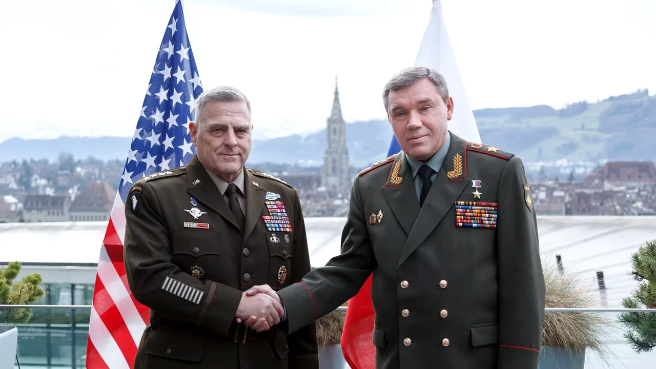 Mark Milley, şeful Statului Major Interarme din SUA, a discutat cu omologul său din Rusia, pe fondul tensiunilor din estul Europei 