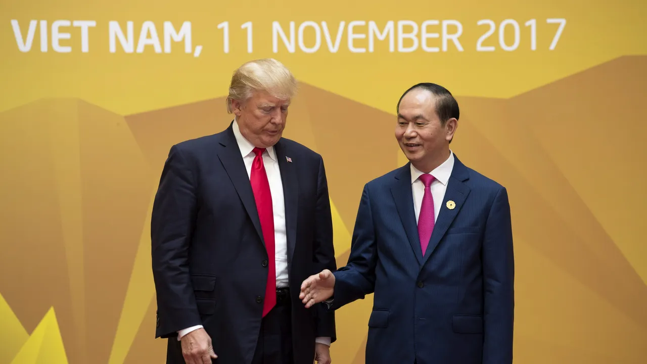 După contactul considerat reuşit, Kremlin-ul acuză: SUA sunt de vină pentru lipsa unei întâlniri bilaterale în Vietnam între Trump şi Putin/ Liderul rus nu poate înţelege acuzaţiile nefondate privind presupusele ingerinţe ruse în SUA