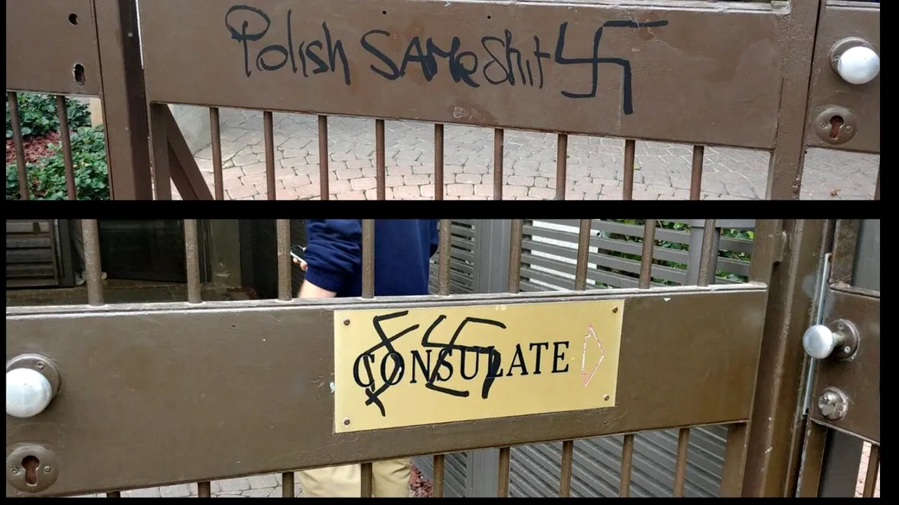Mai multe svastici au fost desenate pe clădirea ambasadei Poloniei la Tel Aviv