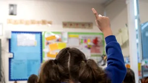 Educaţia sexuală, privită cu reticenţă în România. În alte ţări din Uniunea Europeană, materia este obligatorie de ani buni