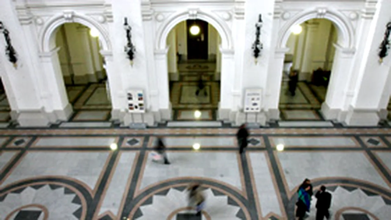 Procesul privind prăbuşirea FNA, încheiat după 12 ore de dezbateri