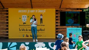 Environ lansează ghidul ”Baterel şi Amy te învaţă” – o carte despre reciclarea corectă a deşeurilor