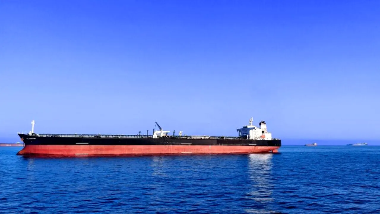 Nave militare rusești escortează un petrolier din Venezuela urmărit de forțele americane