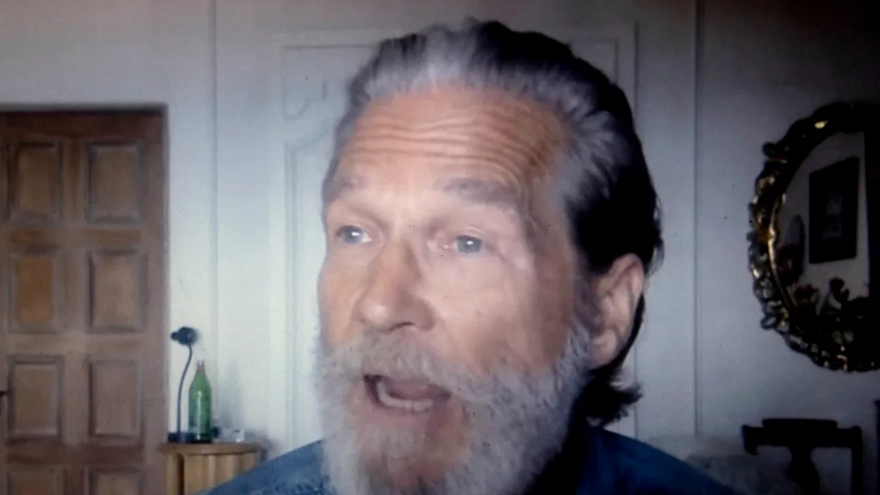Actorul Jeff Bridges a anunţat că suferă de limfom