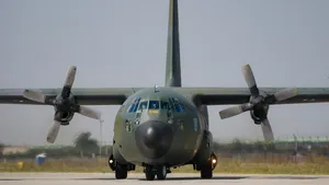 Două aeronave ale Forţelor Aeriene Române intervin pentru stingerea incendiilor din Albania